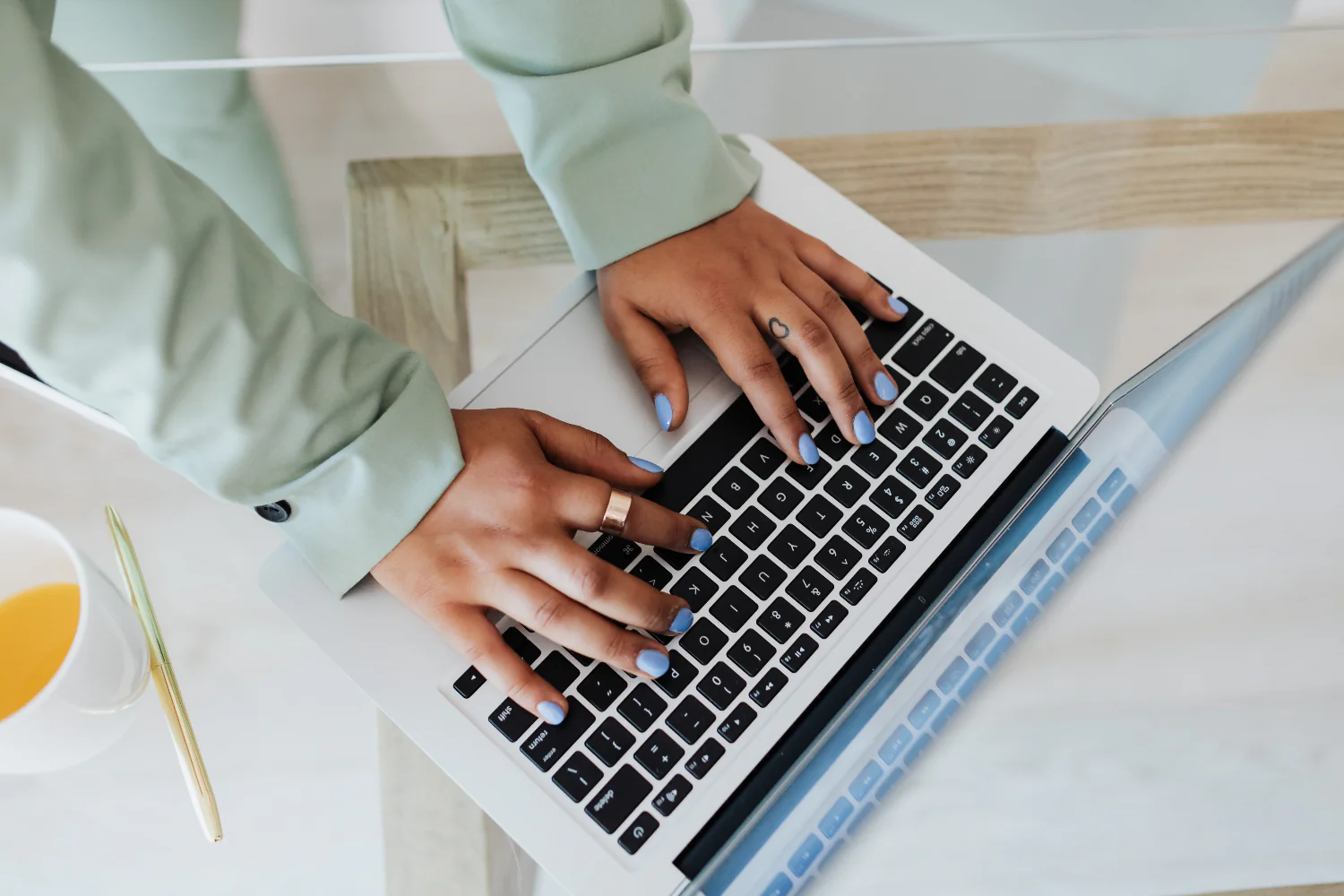 ecommerce-shopping-05.webp 